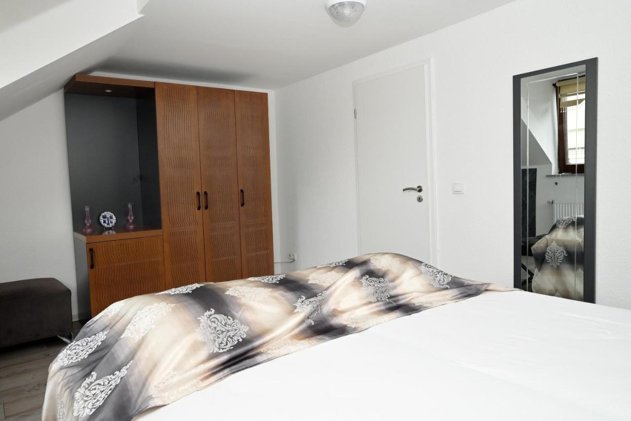 Ferienwohnung&Aparts By Kispet Group Hotels In Oberhausen Оберхаузен Экстерьер фото