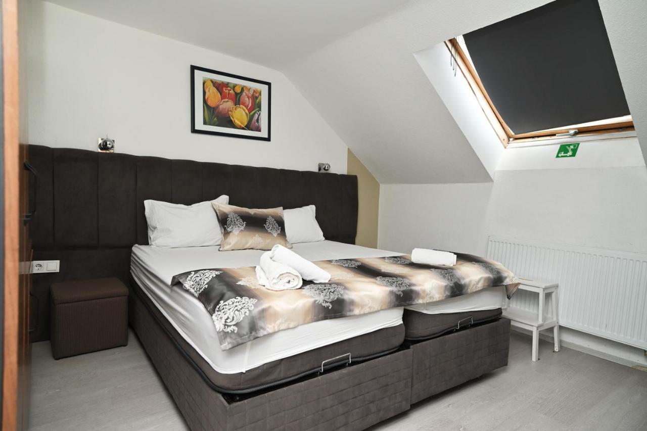 Ferienwohnung&Aparts By Kispet Group Hotels In Oberhausen Оберхаузен Экстерьер фото